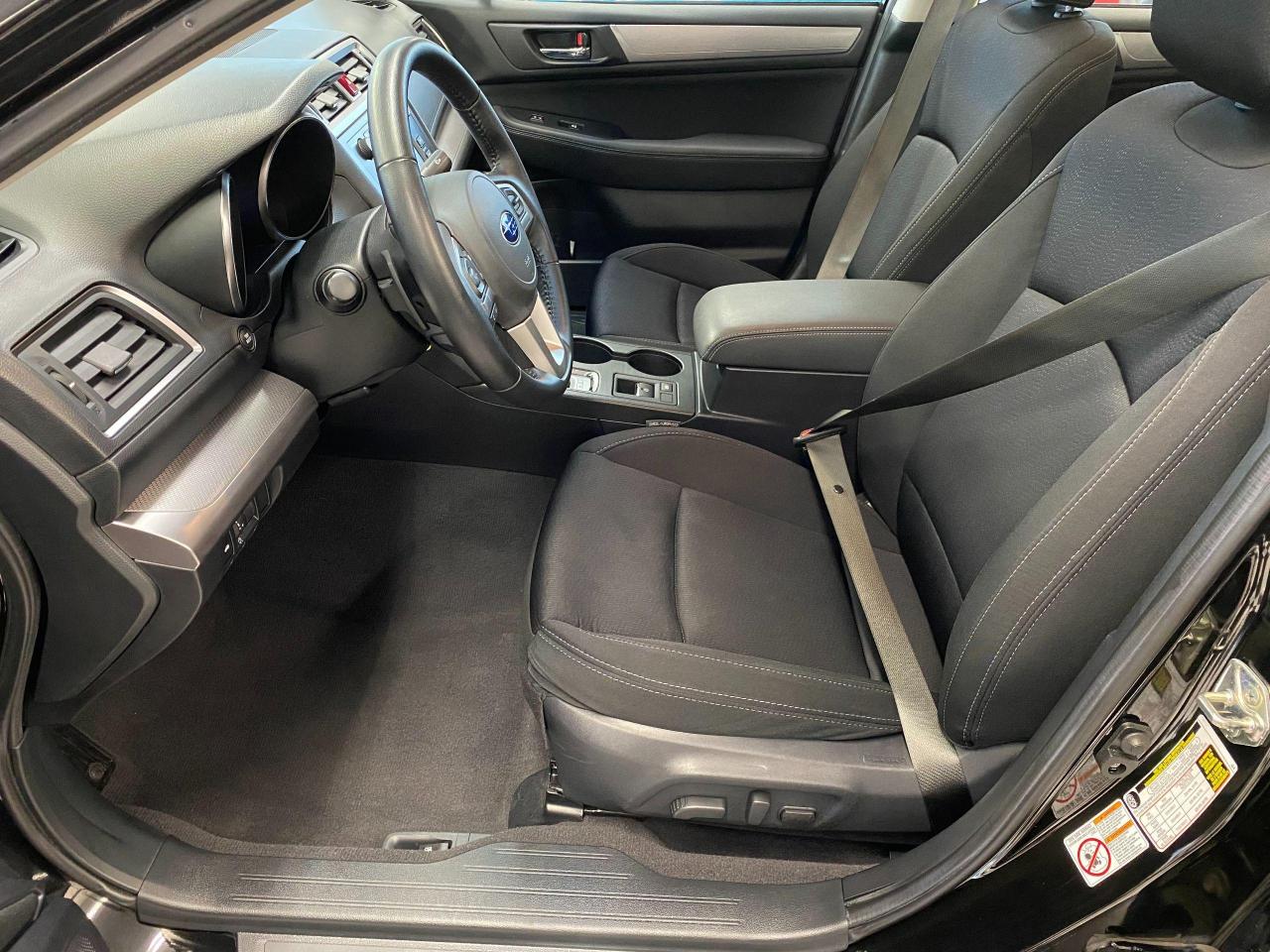 2016 Subaru Legacy 2.5i w/Touring AWD+Roof+Blind Spot+Accident Free - Photo #18