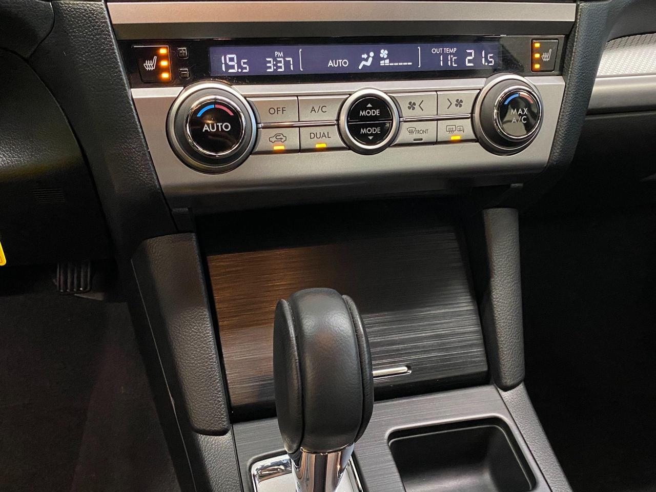 2016 Subaru Legacy 2.5i w/Touring AWD+Roof+Blind Spot+Accident Free - Photo #35