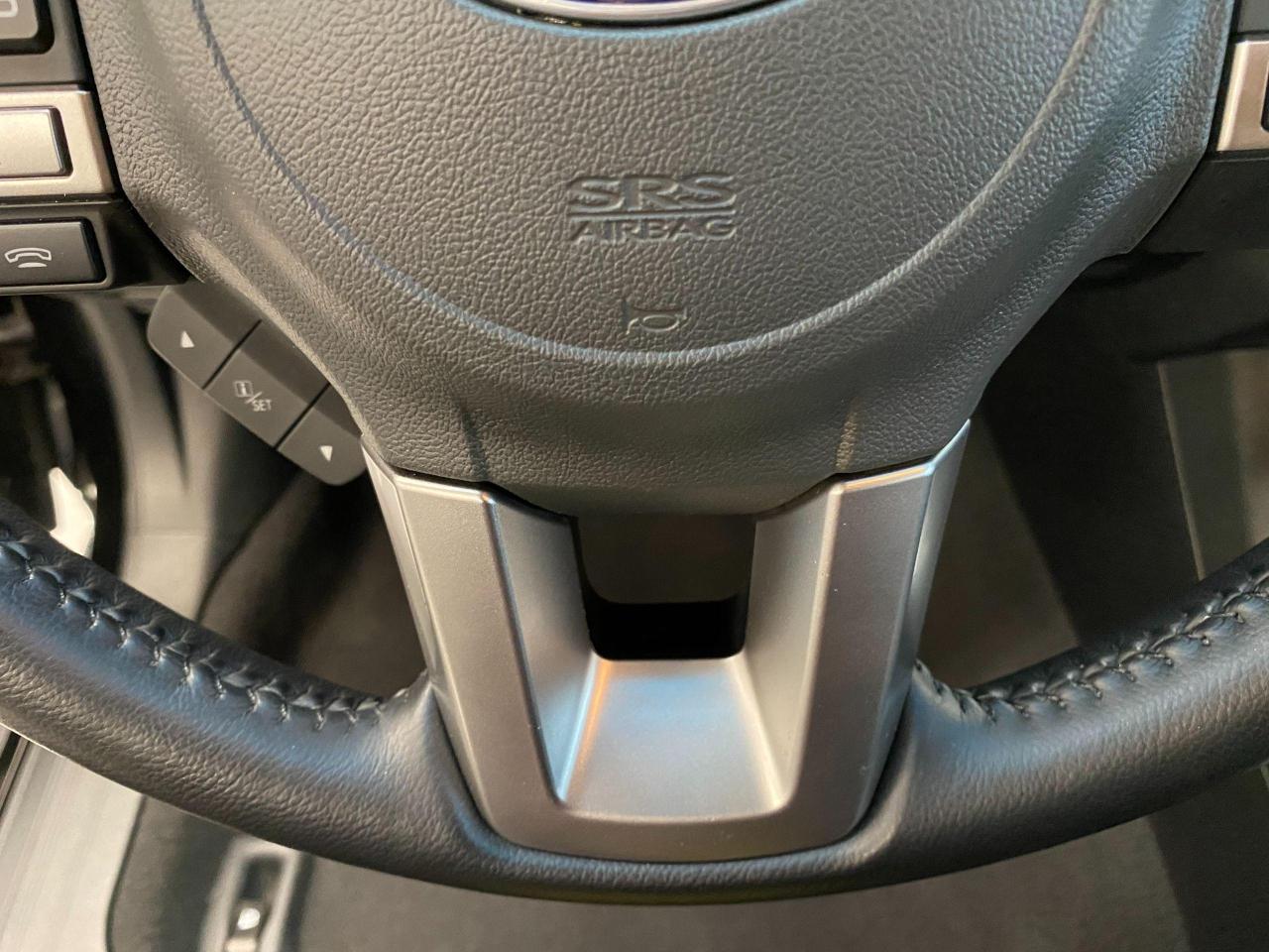 2016 Subaru Legacy 2.5i w/Touring AWD+Roof+Blind Spot+Accident Free - Photo #47