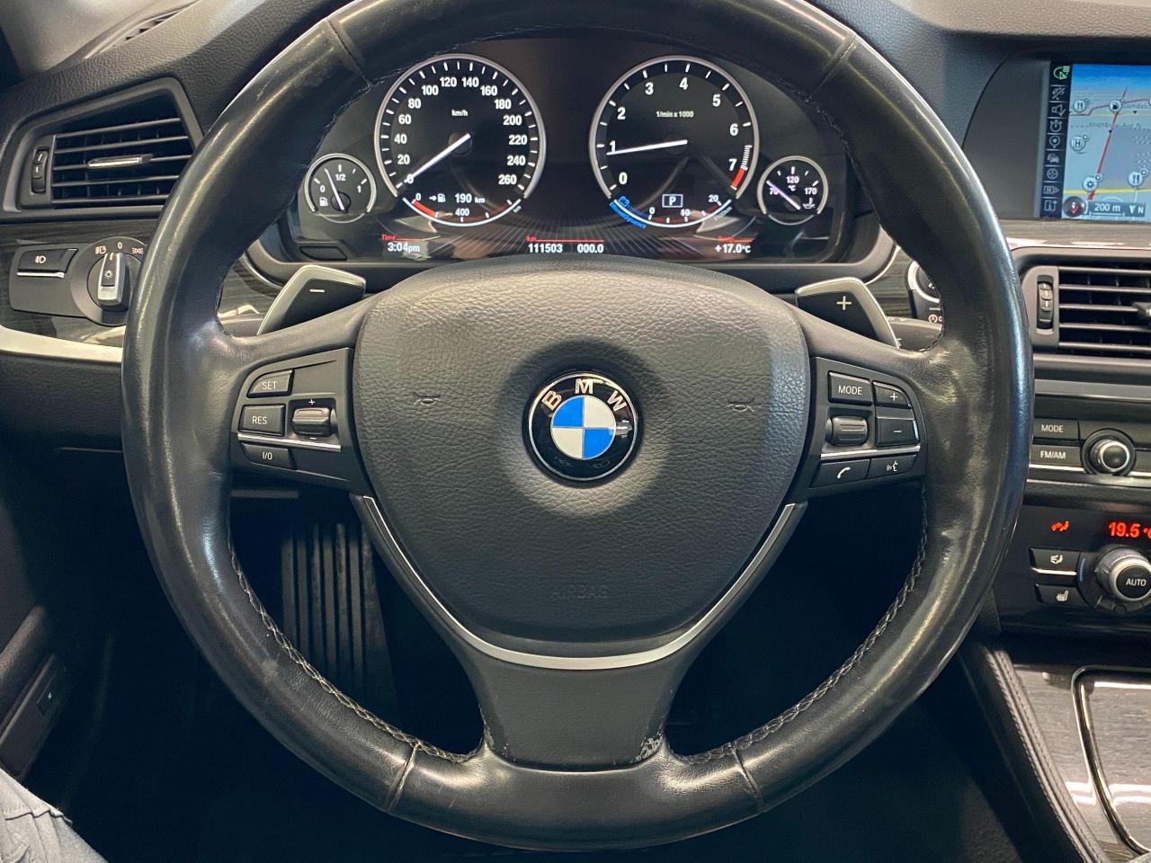 2013 BMW 5 Series 535i xDrive+New Tires+Xenons+Roof+ACCIDENT FREE - Photo #9