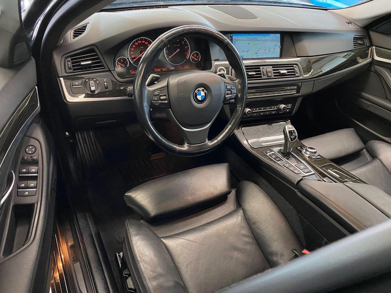 2013 BMW 5 Series 535i xDrive+New Tires+Xenons+Roof+ACCIDENT FREE - Photo #17