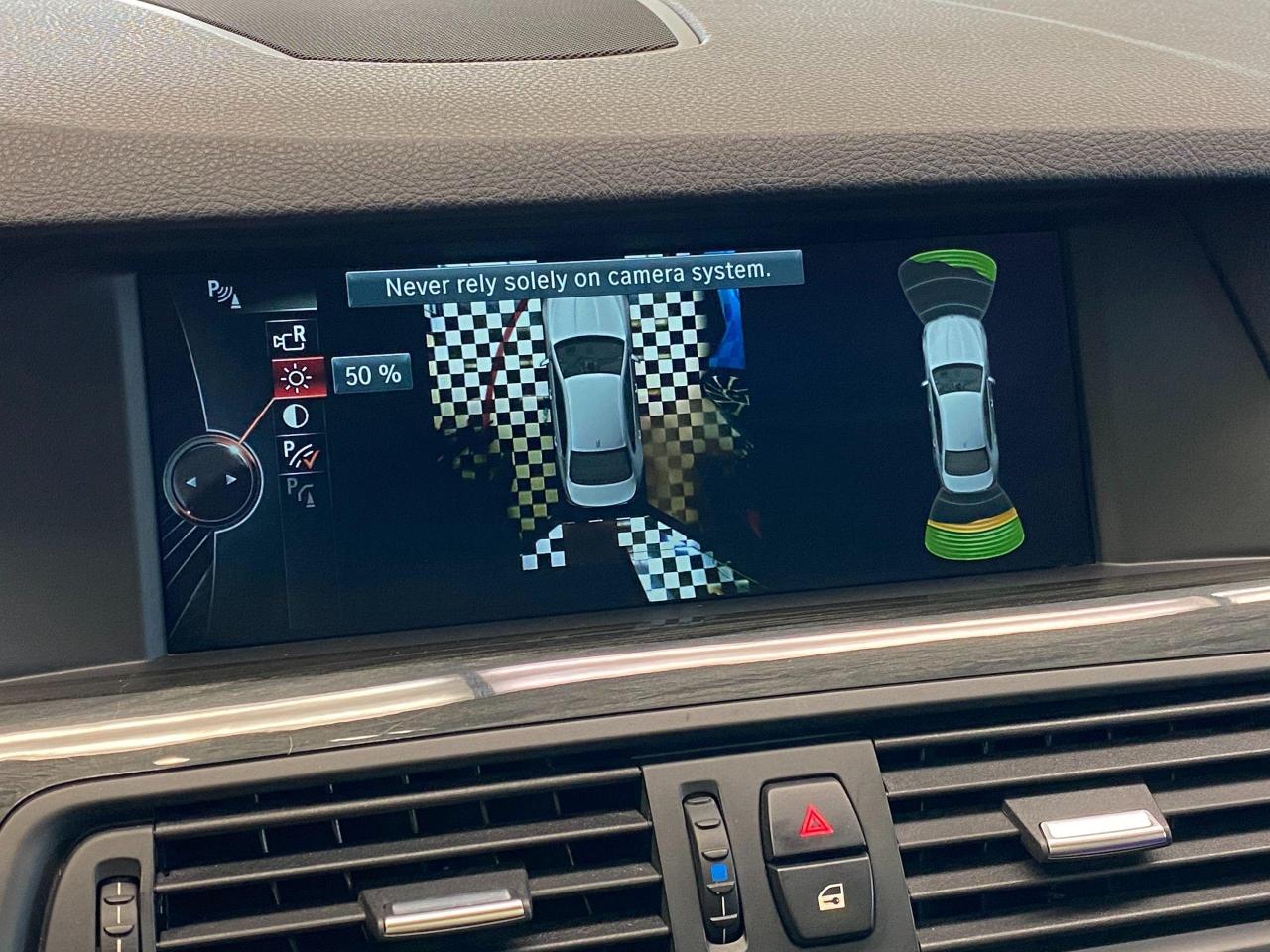 2013 BMW 5 Series 535i xDrive+New Tires+Xenons+Roof+ACCIDENT FREE - Photo #33