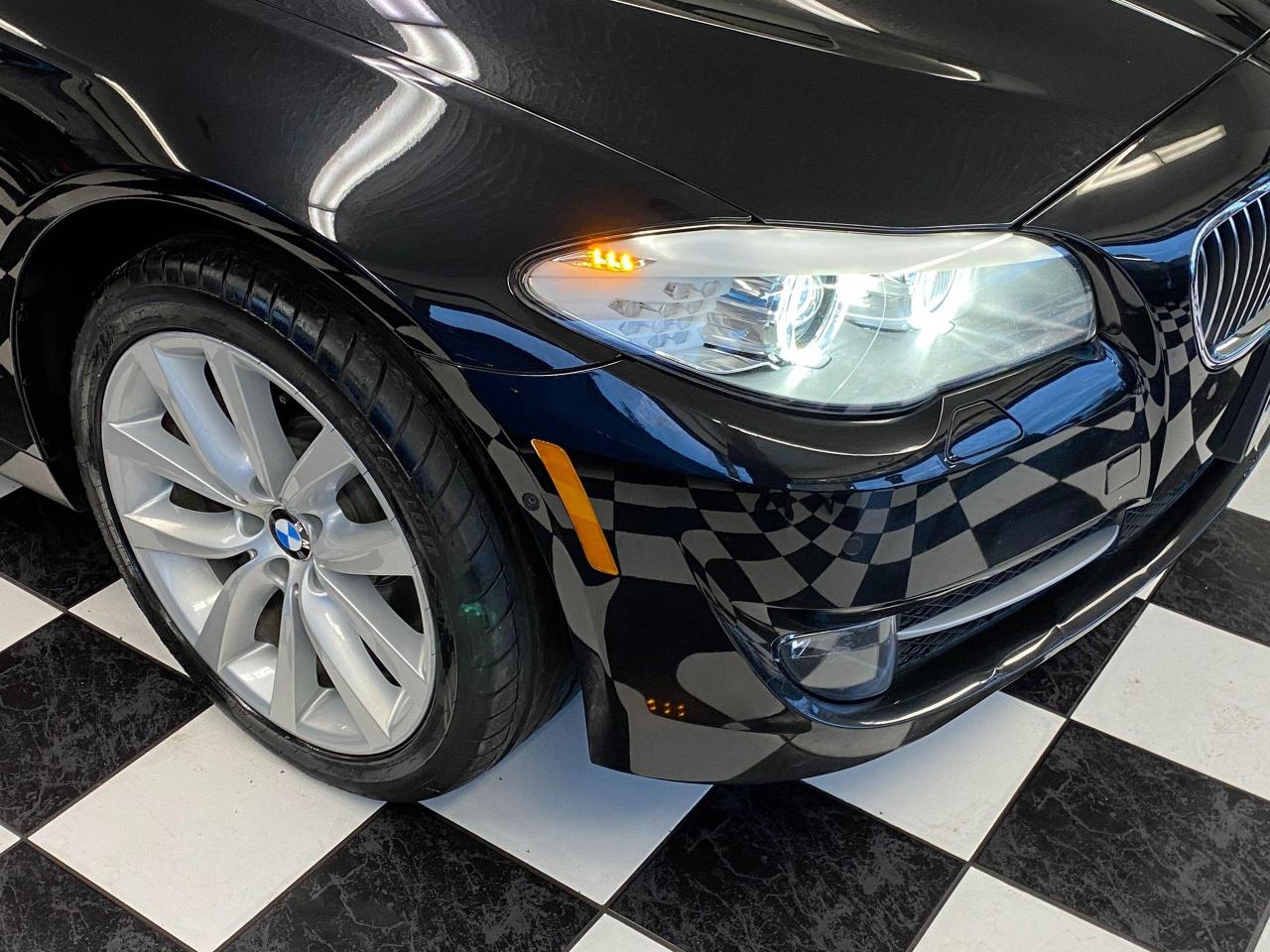 2013 BMW 5 Series 535i xDrive+New Tires+Xenons+Roof+ACCIDENT FREE - Photo #40