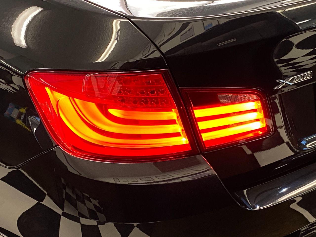2013 BMW 5 Series 535i xDrive+New Tires+Xenons+Roof+ACCIDENT FREE - Photo #67