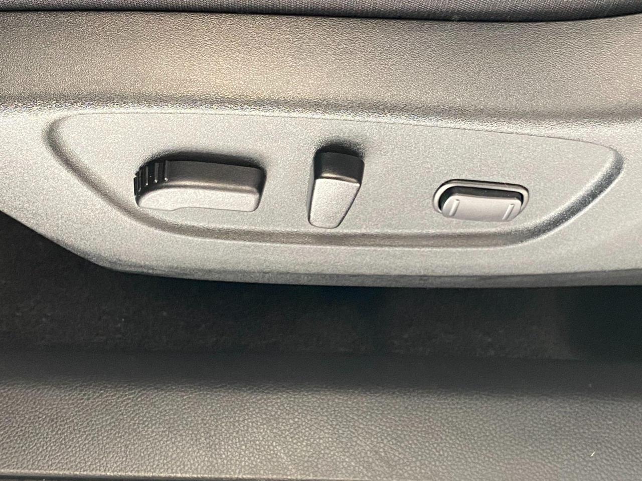2017 Nissan Rogue SV FEB+SafetyShield+BlindSpot+Camera+ACCIDENT FREE - Photo #43