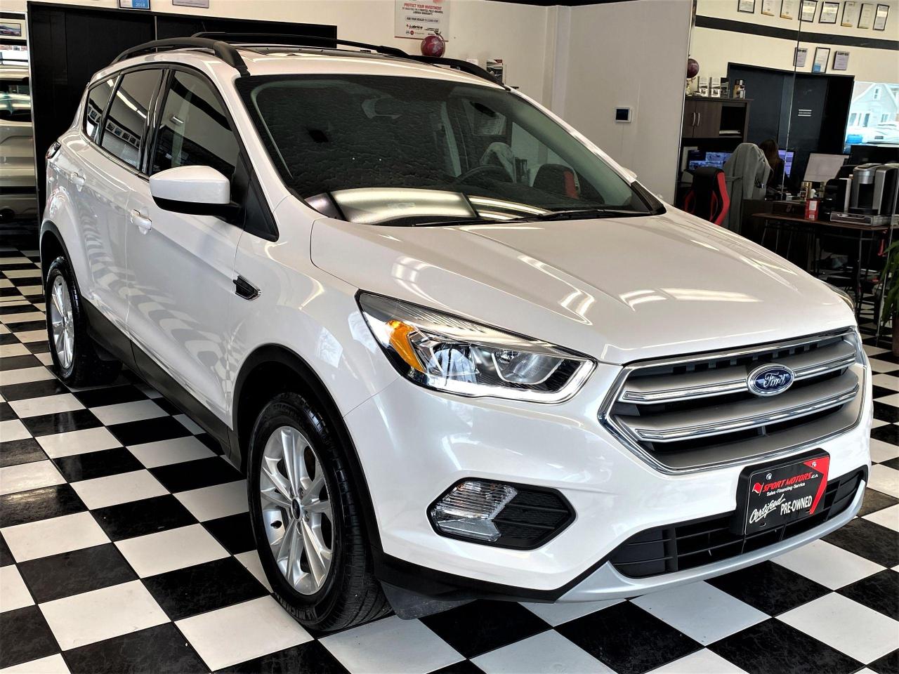 2017 Ford Escape SE 4WD+GPS+Leather+Roof+ApplePlay+ACCIDENT FREE - Photo #5