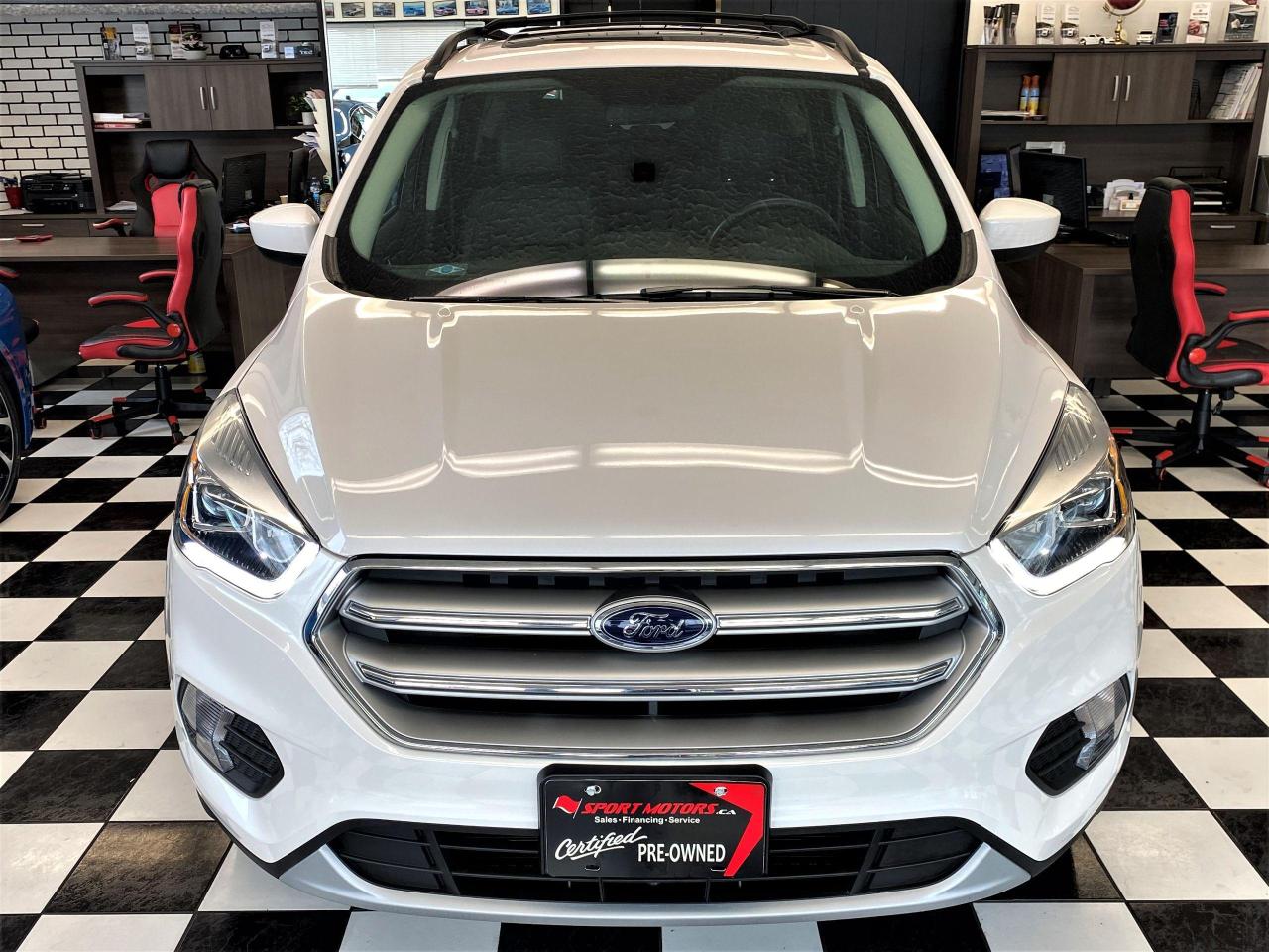 2017 Ford Escape SE 4WD+GPS+Leather+Roof+ApplePlay+ACCIDENT FREE - Photo #6