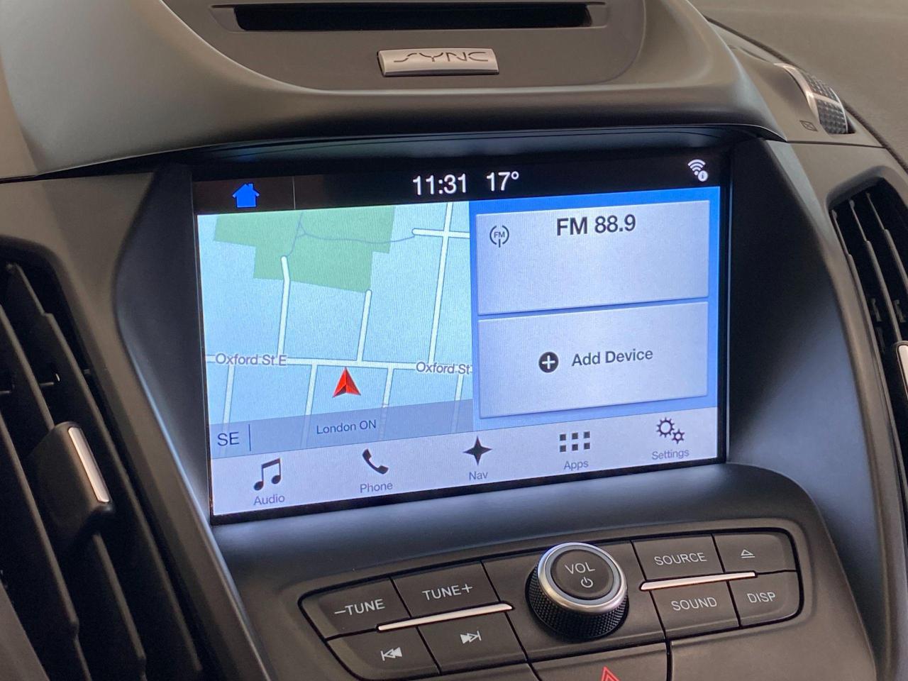 2017 Ford Escape SE 4WD+GPS+Leather+Roof+ApplePlay+ACCIDENT FREE - Photo #30