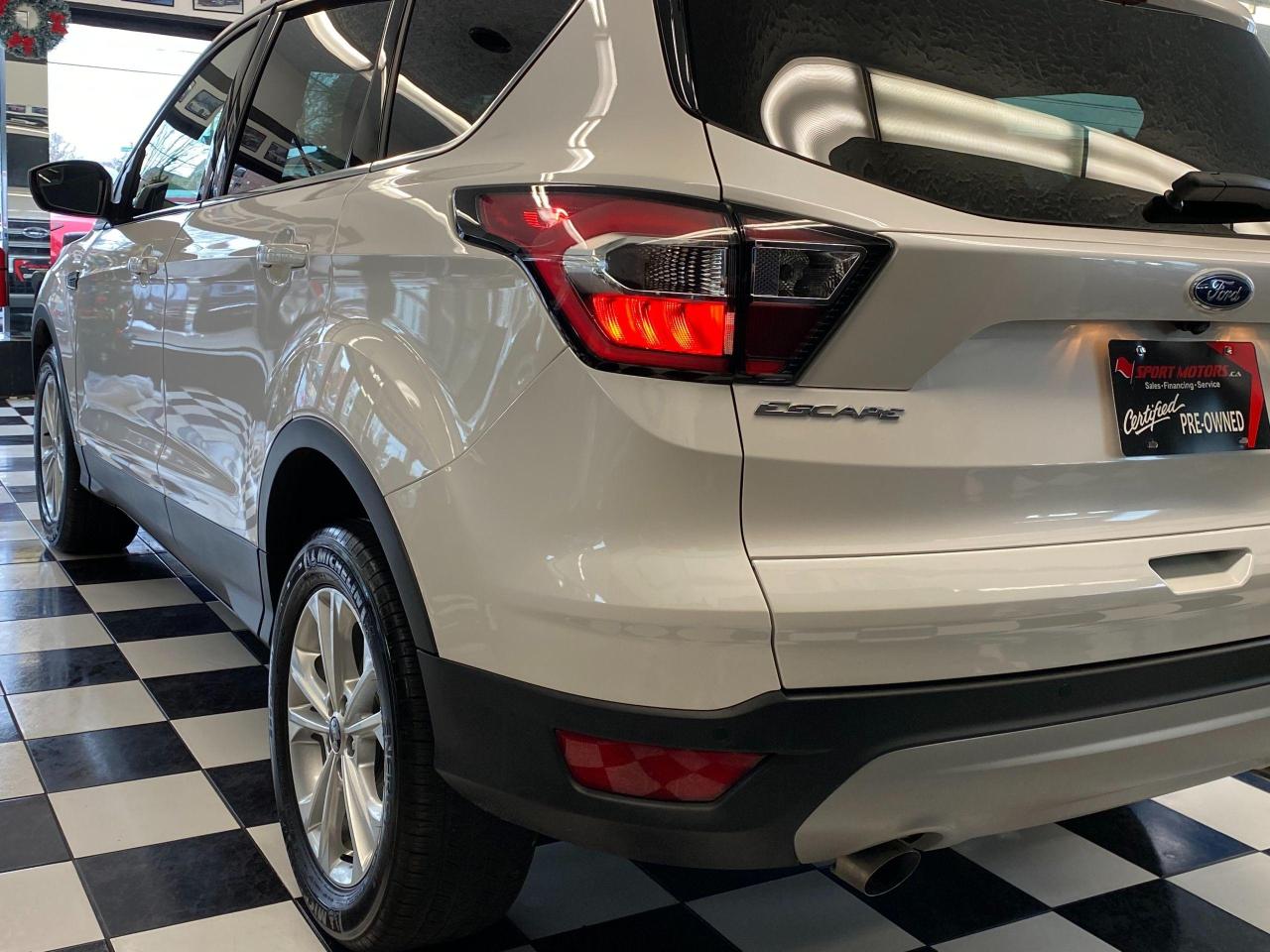 2017 Ford Escape SE 4WD+GPS+Leather+Roof+ApplePlay+ACCIDENT FREE - Photo #40