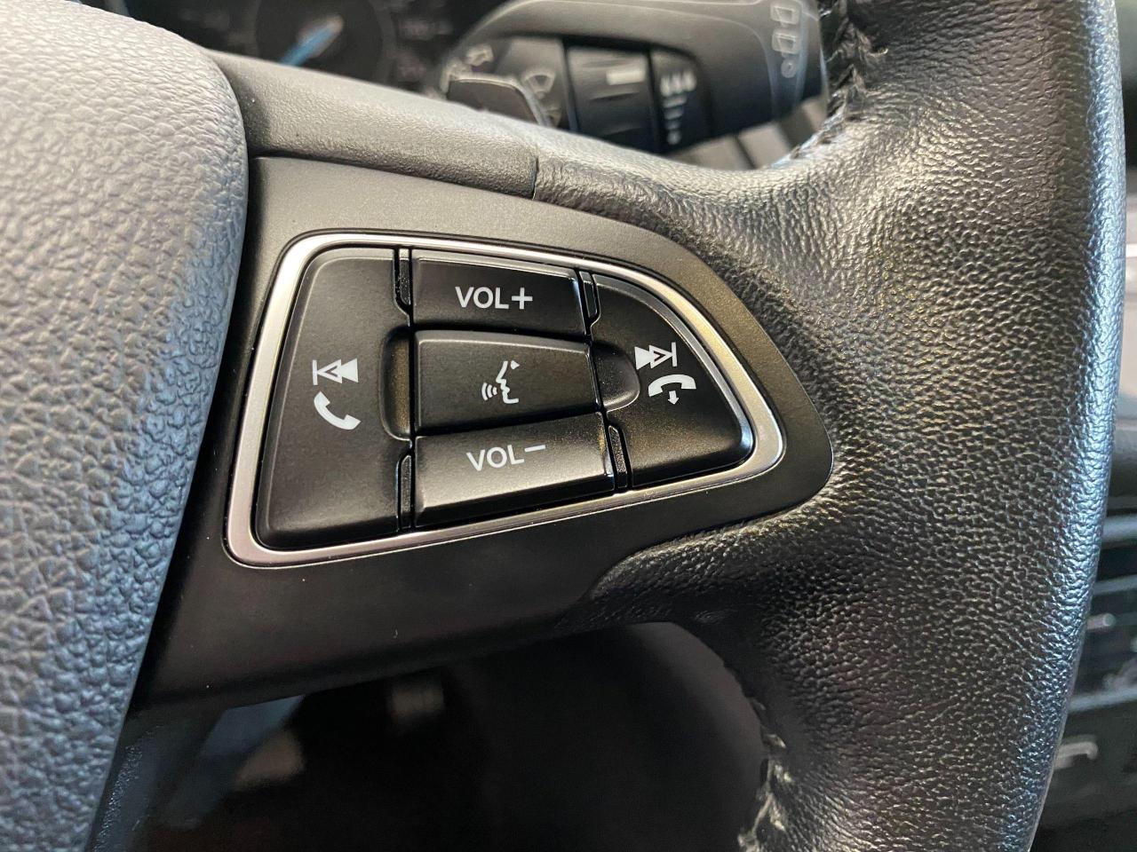 2017 Ford Escape SE 4WD+GPS+Leather+Roof+ApplePlay+ACCIDENT FREE - Photo #52
