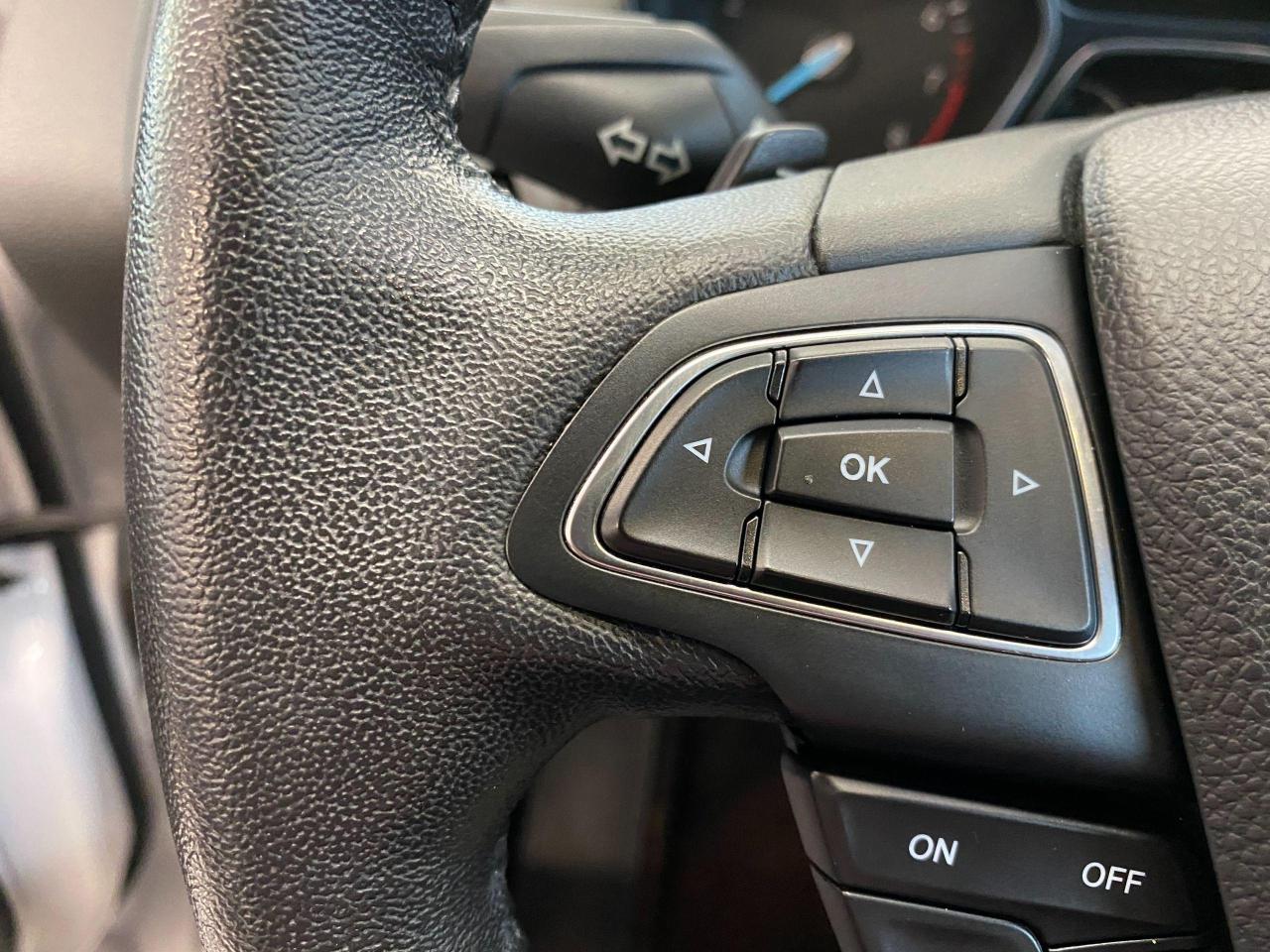 2017 Ford Escape SE 4WD+GPS+Leather+Roof+ApplePlay+ACCIDENT FREE - Photo #53