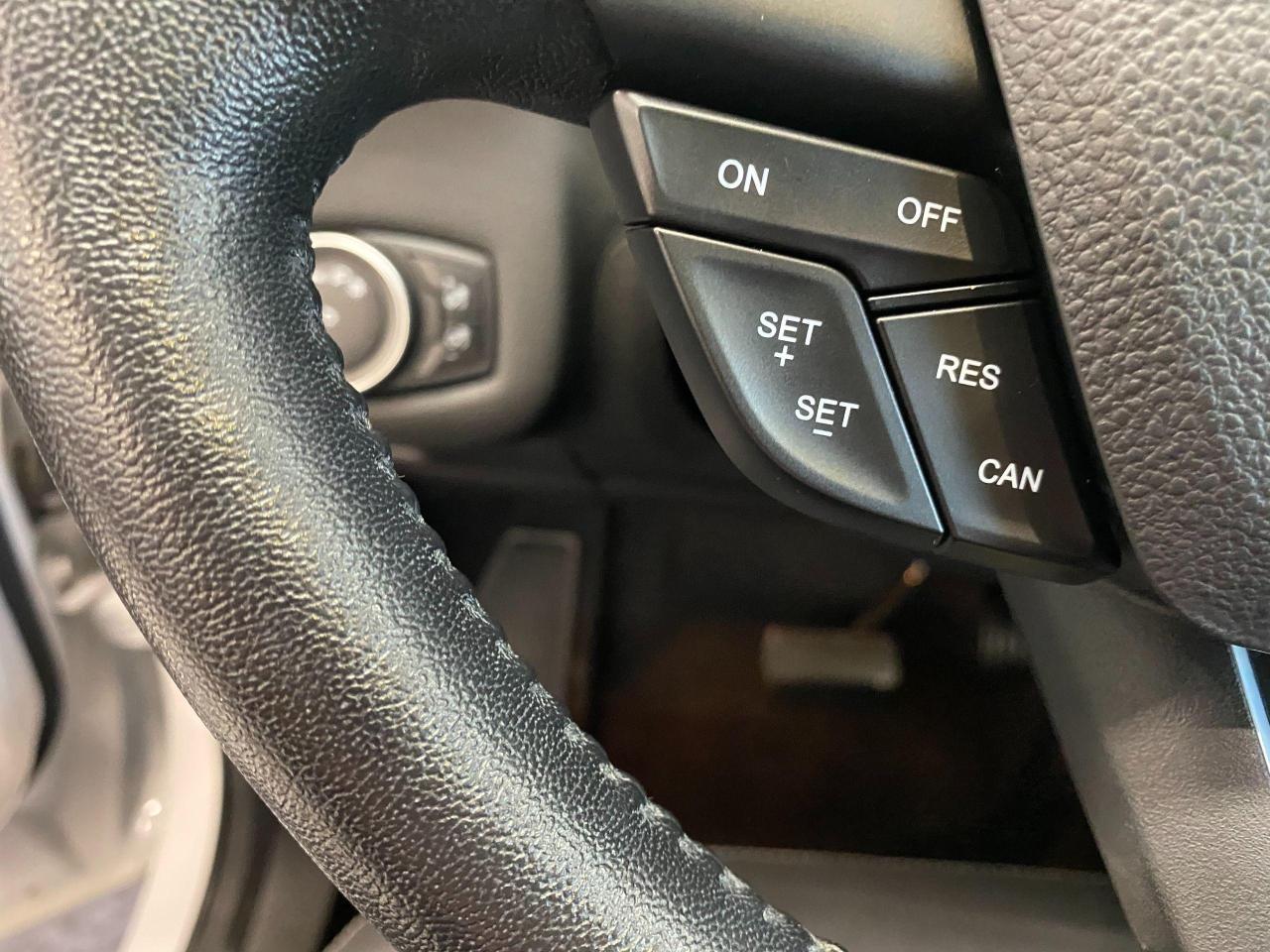 2017 Ford Escape SE 4WD+GPS+Leather+Roof+ApplePlay+ACCIDENT FREE - Photo #54