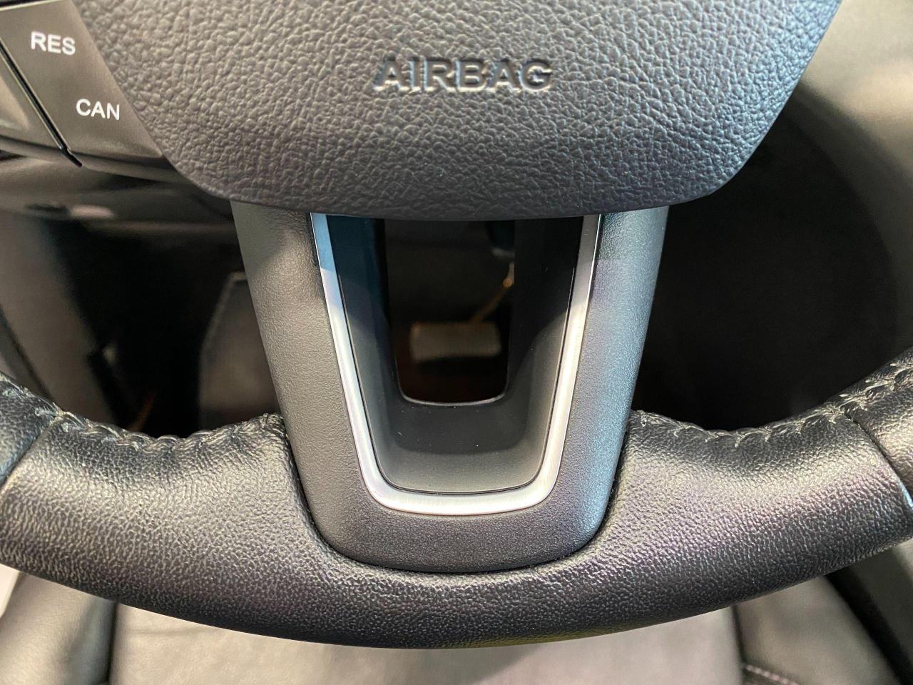 2017 Ford Escape SE 4WD+GPS+Leather+Roof+ApplePlay+ACCIDENT FREE - Photo #55