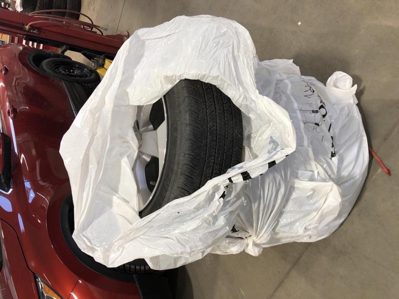 2018 Honda HR-V EX Photo