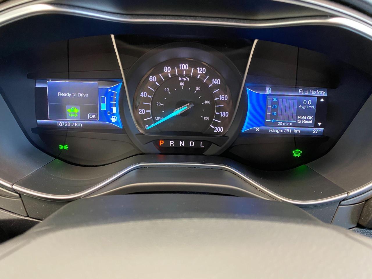 2018 Ford Fusion Hybrid SE Hybrid+Sunroof+Camera+ACCIDENT FREE - Photo #16