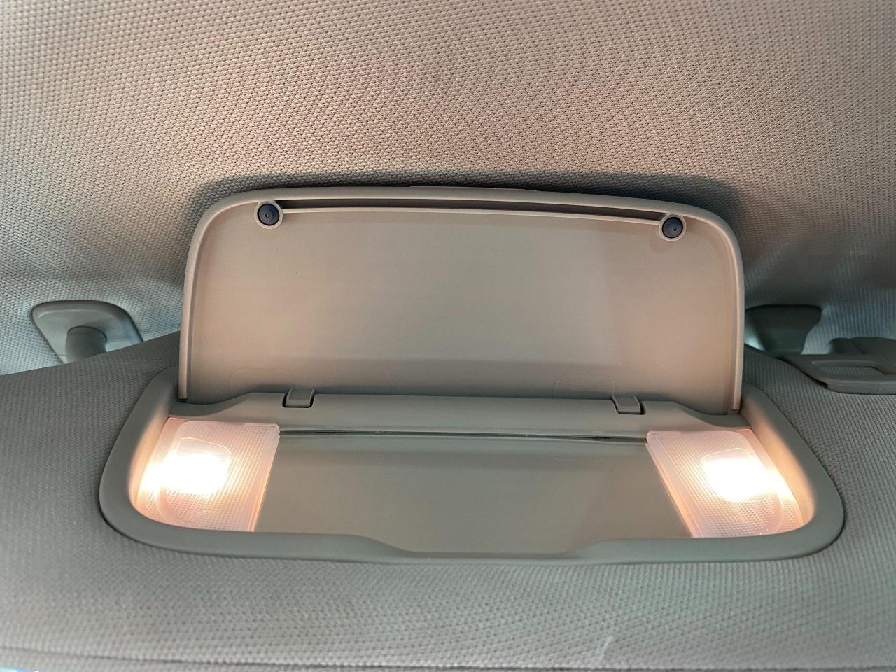 2018 Ford Fusion Hybrid SE Hybrid+Sunroof+Camera+ACCIDENT FREE - Photo #46