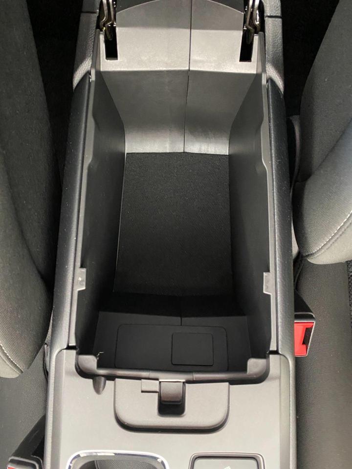 2018 Ford Fusion Hybrid SE Hybrid+Sunroof+Camera+ACCIDENT FREE - Photo #51