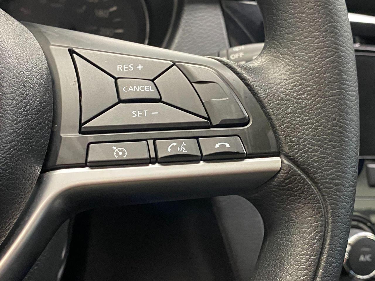 2017 Nissan Rogue S Safety Shield+Blind Spot+Camera+ACCIDENT FREE - Photo #50