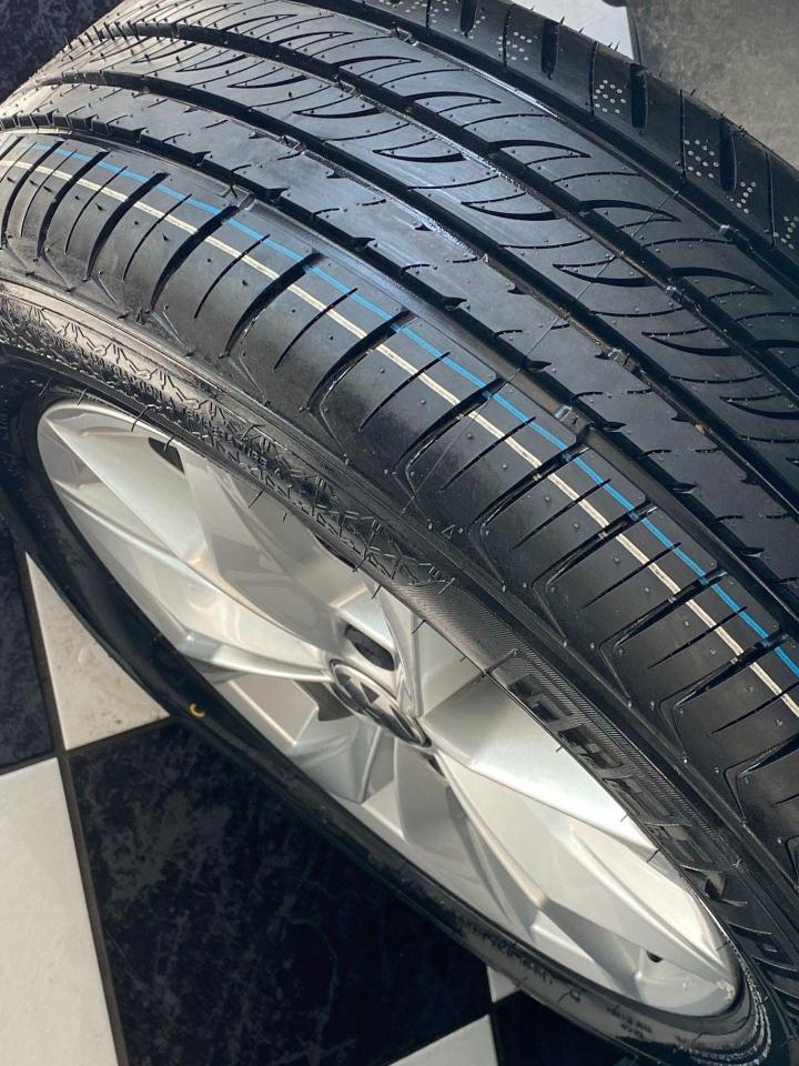 2018 Volkswagen Passat Trendline+Apple Play+New Tires+ACCIDENT FREE - Photo #11