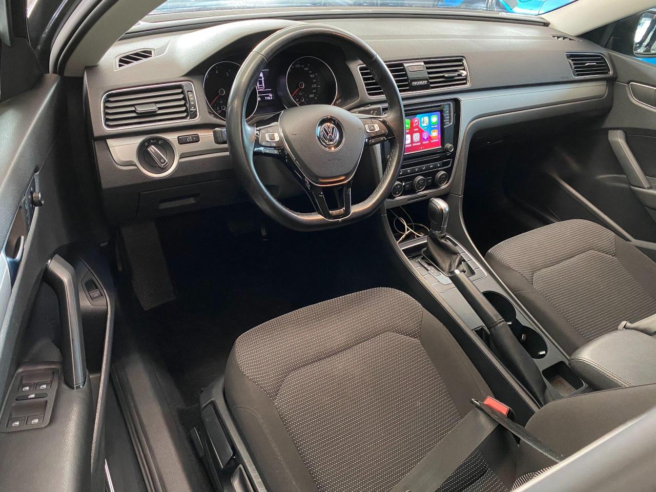 2018 Volkswagen Passat Trendline+Apple Play+New Tires+ACCIDENT FREE - Photo #17