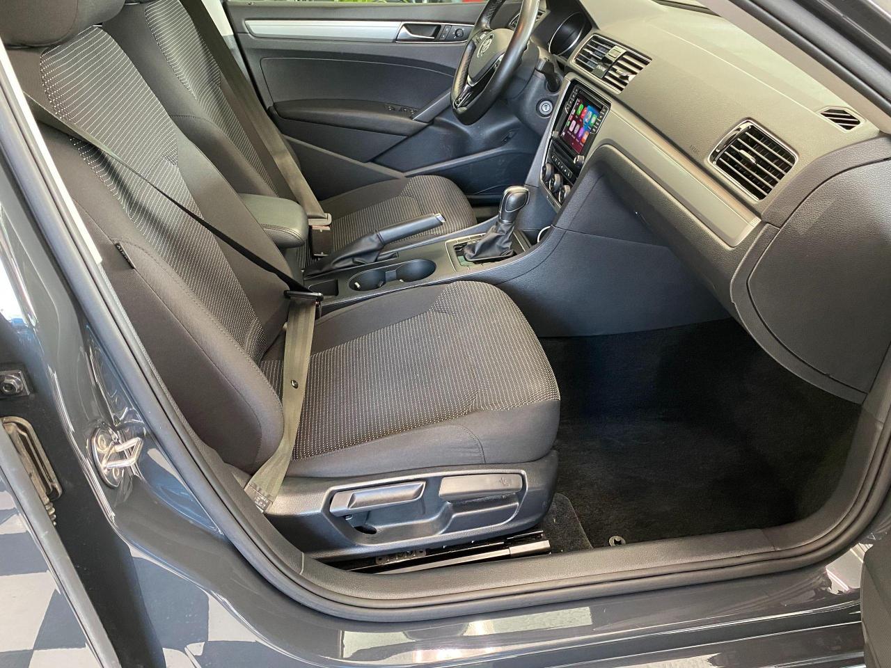 2018 Volkswagen Passat Trendline+Apple Play+New Tires+ACCIDENT FREE - Photo #21