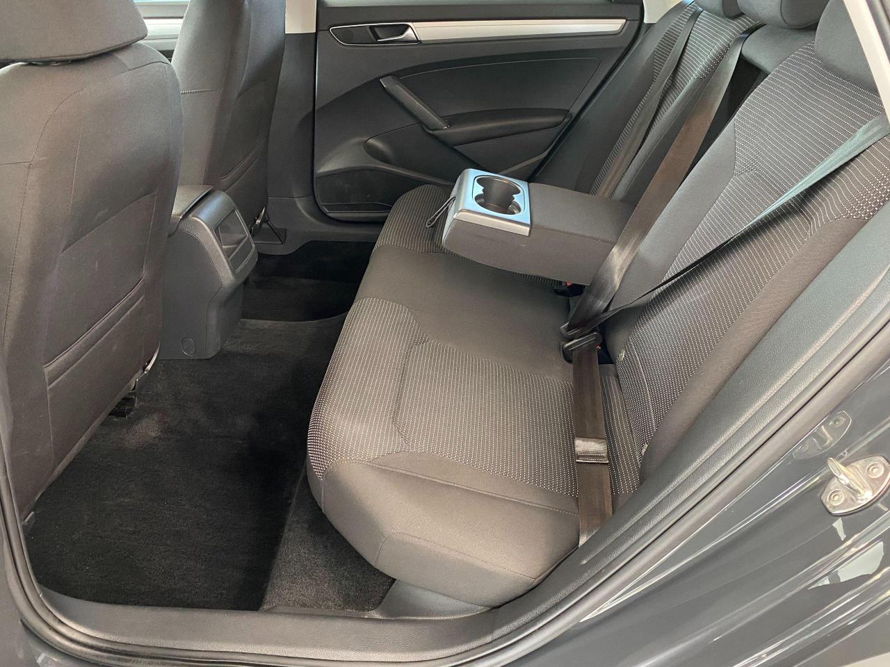 2018 Volkswagen Passat Trendline+Apple Play+New Tires+ACCIDENT FREE Photo93