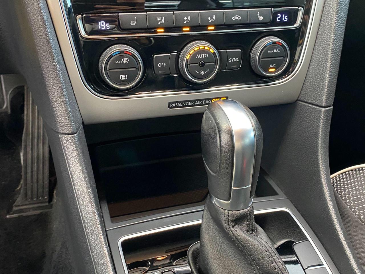 2018 Volkswagen Passat Trendline+Apple Play+New Tires+ACCIDENT FREE - Photo #36