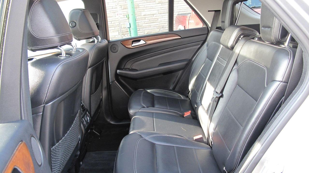 2012 Mercedes-Benz M-Class ML 350 BlueTEC Photo