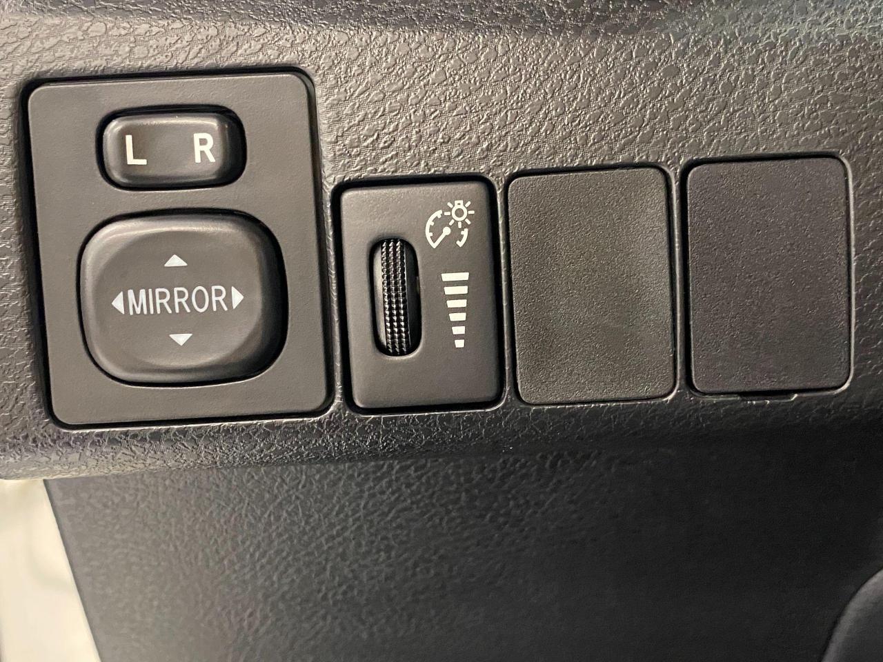 2014 Toyota Corolla CE+New Tires+A/C+Bluetooth+ACCIDENT FREE Photo48