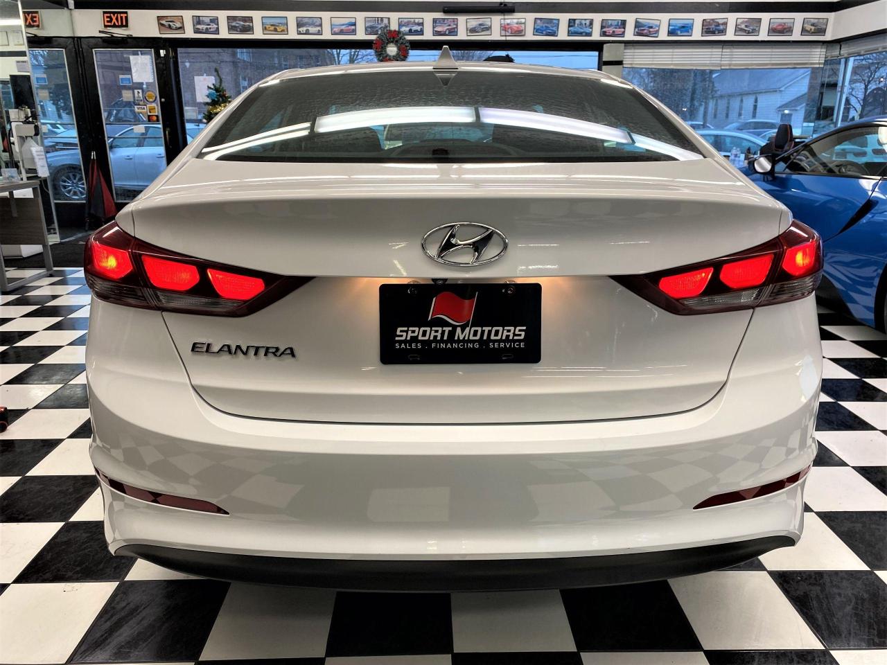 2017 Hyundai Elantra GL+ApplePlay+CAM+BlindSpot+NewTires+ACCIDENT FREE - Photo #3
