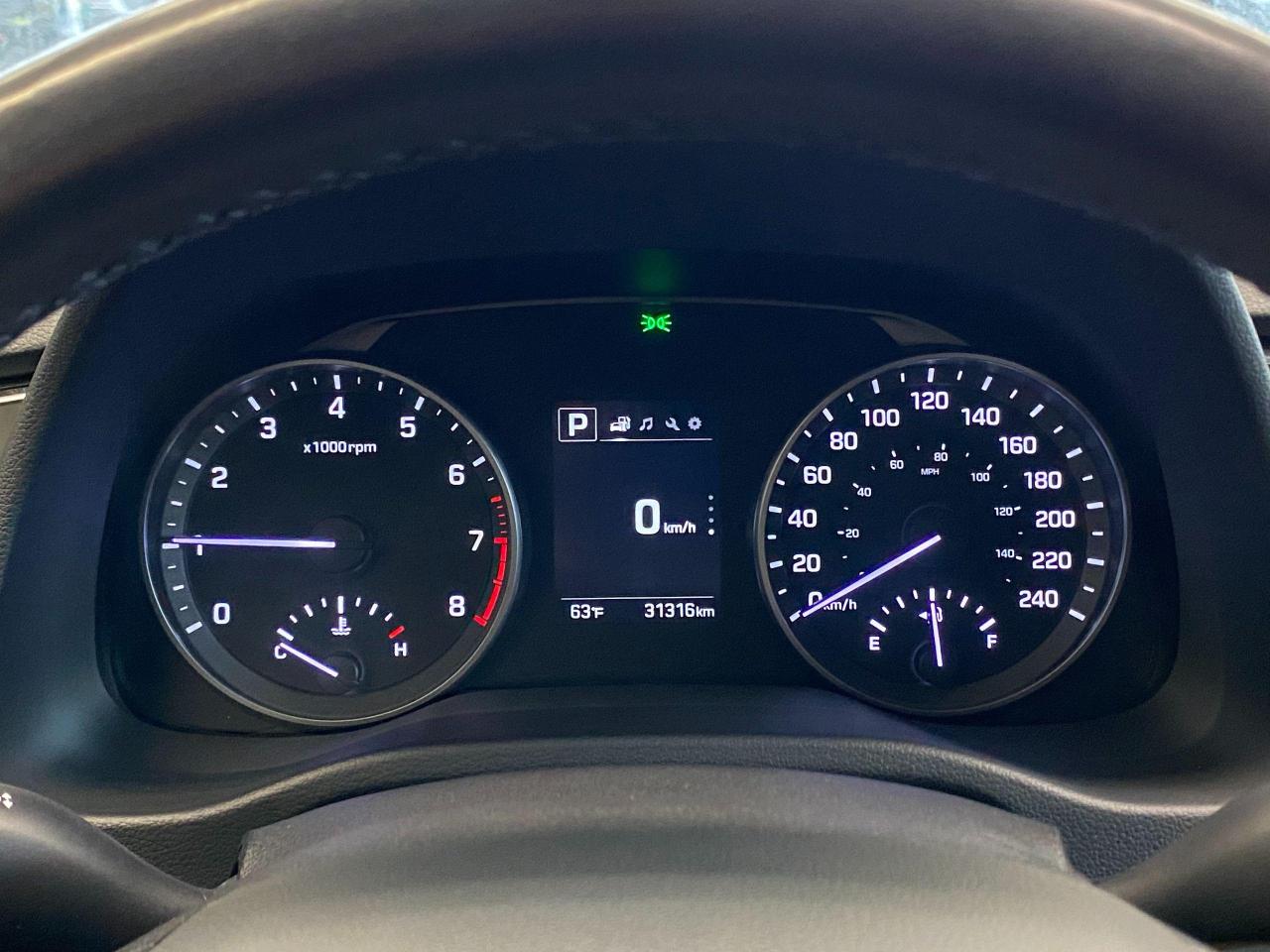2017 Hyundai Elantra GL+ApplePlay+CAM+BlindSpot+NewTires+ACCIDENT FREE - Photo #16