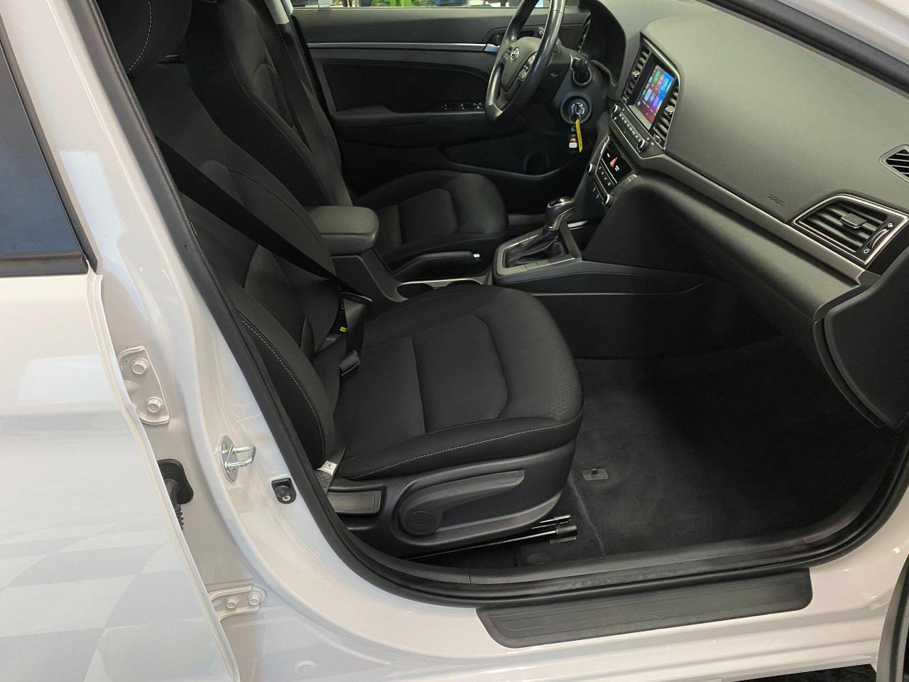 2017 Hyundai Elantra GL+ApplePlay+CAM+BlindSpot+NewTires+ACCIDENT FREE - Photo #21