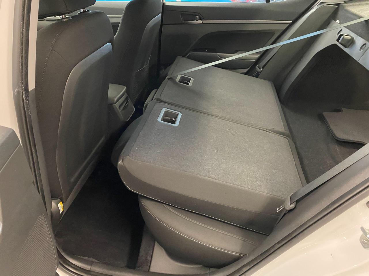 2017 Hyundai Elantra GL+ApplePlay+CAM+BlindSpot+NewTires+ACCIDENT FREE - Photo #26