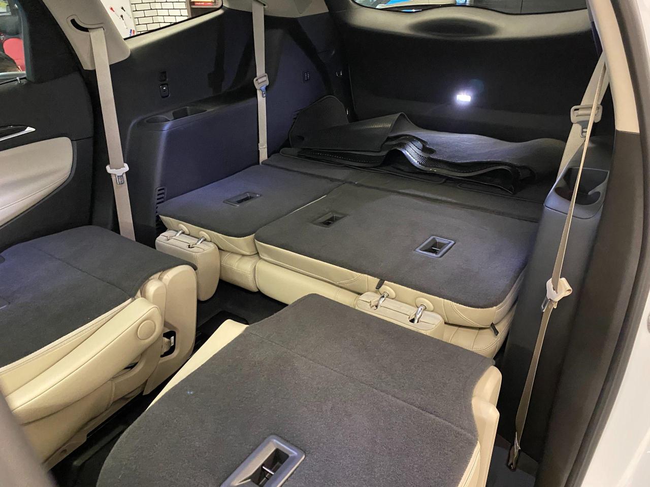 2018 Buick Enclave Premium AWD+7 Passenger+ApplePlay+ACCIDENT FREE - Photo #27