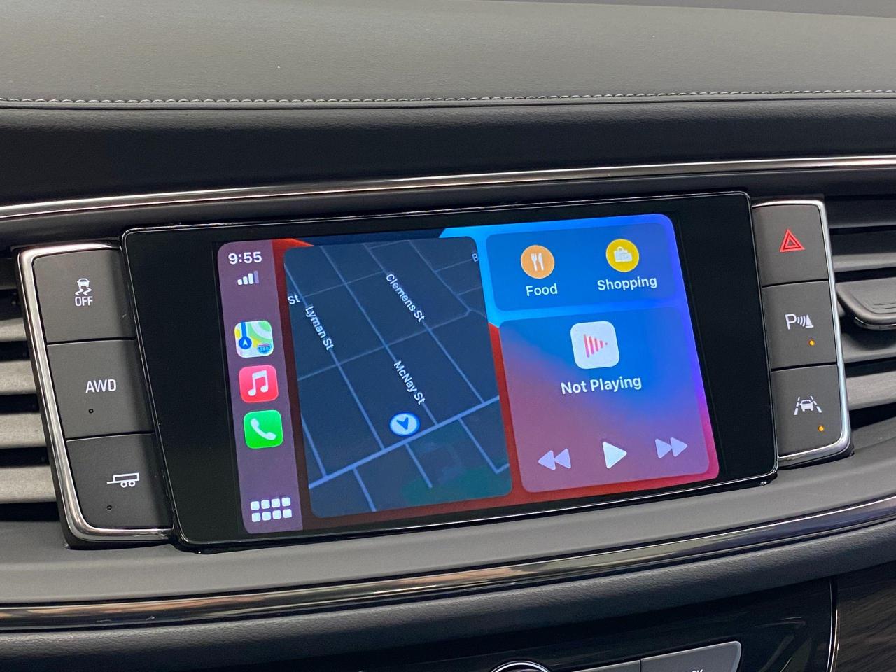 2018 Buick Enclave Premium AWD+7 Passenger+ApplePlay+ACCIDENT FREE - Photo #31