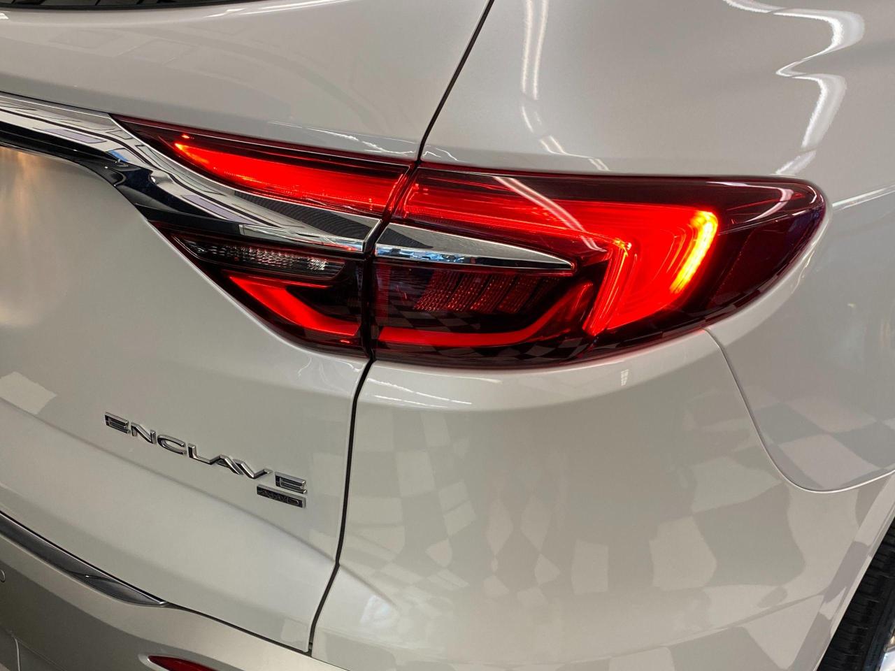 2018 Buick Enclave Premium AWD+7 Passenger+ApplePlay+ACCIDENT FREE - Photo #70