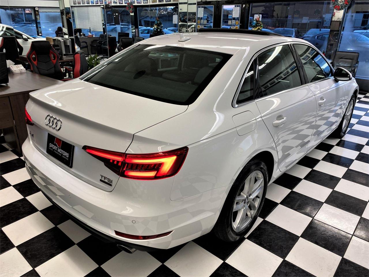2017 Audi A4 Quattro+Apple Play+Roof+Xenons+ACCIDENT FREE - Photo #4