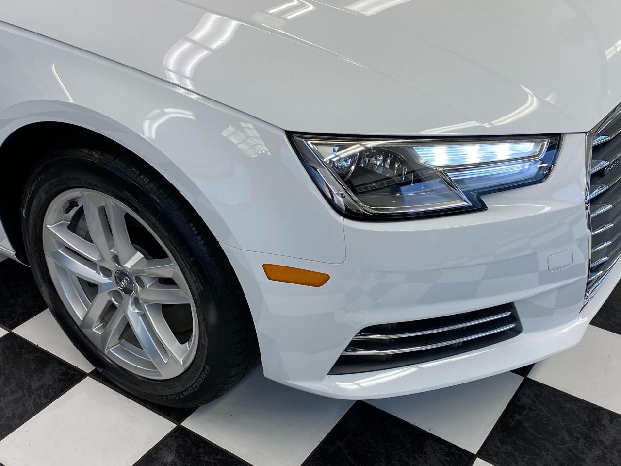 2017 Audi A4 Quattro+Apple Play+Roof+Xenons+ACCIDENT FREE - Photo #37