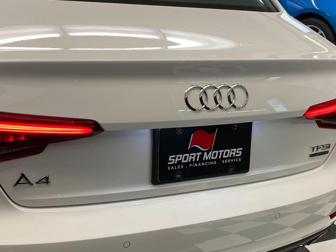 2017 Audi A4 Quattro+Apple Play+Roof+Xenons+ACCIDENT FREE - Photo #66