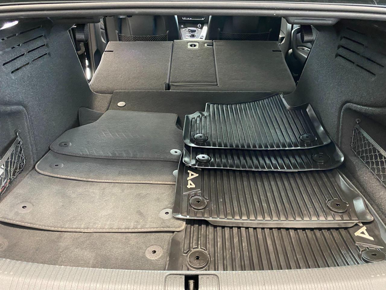 2017 Audi A4 Quattro+Apple Play+Roof+Xenons+ACCIDENT FREE - Photo #26
