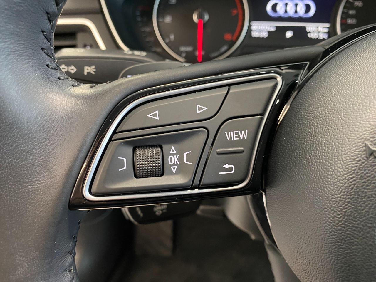 2017 Audi A4 Quattro+Apple Play+Roof+Xenons+ACCIDENT FREE - Photo #50