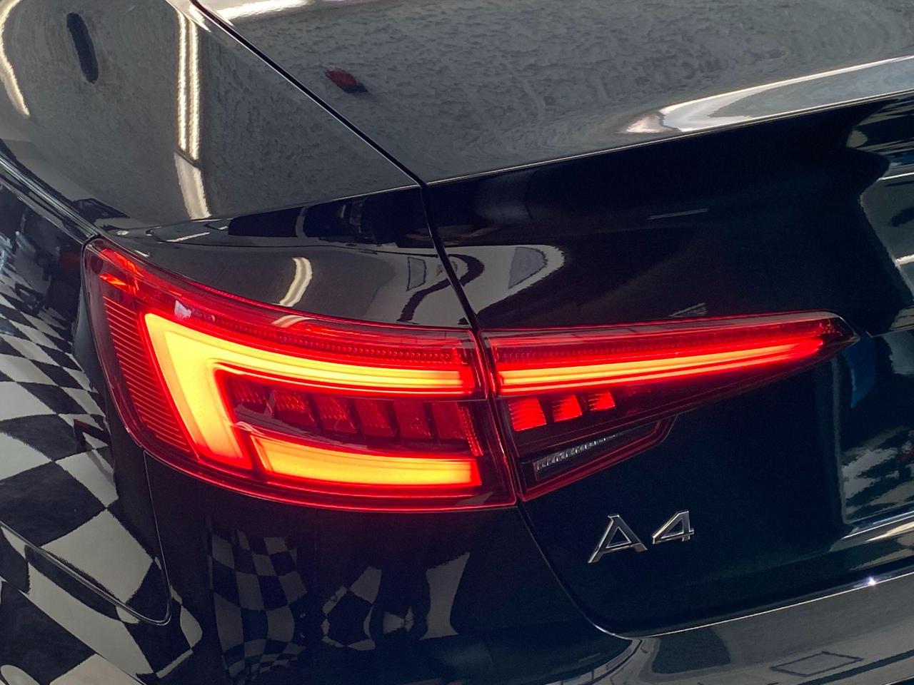 2017 Audi A4 Quattro+Apple Play+Roof+Xenons+ACCIDENT FREE - Photo #65