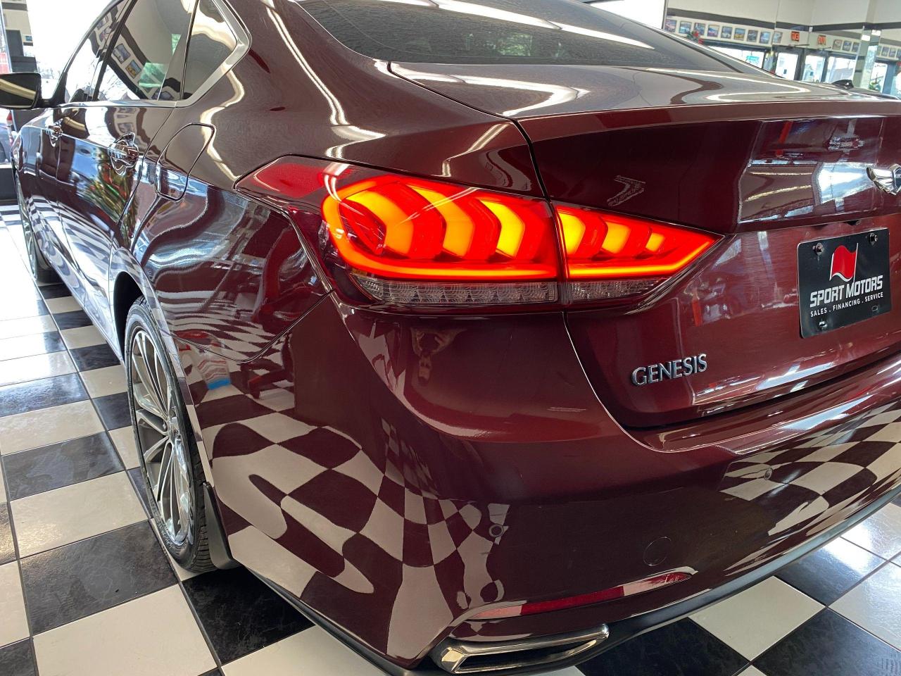 2016 Hyundai Genesis Luxury+Cooled Seats+New Tires+Roof+ACCIDENT FREE - Photo #39