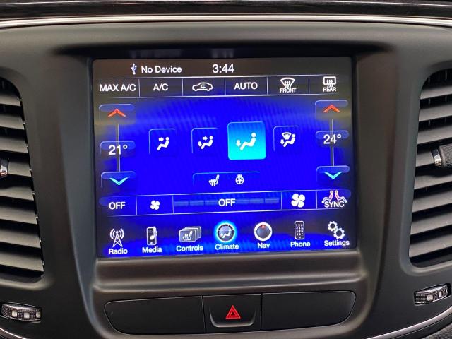 2015 Chrysler 200 C V6+GPS+Pano Roof+Remote Start+New Tires & Brakes Photo32