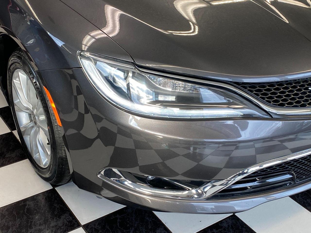 2015 Chrysler 200 C V6+GPS+Pano Roof+Remote Start+New Tires & Brakes - Photo #37