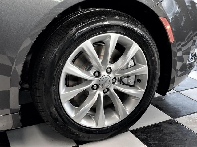 2015 Chrysler 200 C V6+GPS+Pano Roof+Remote Start+New Tires & Brakes Photo62