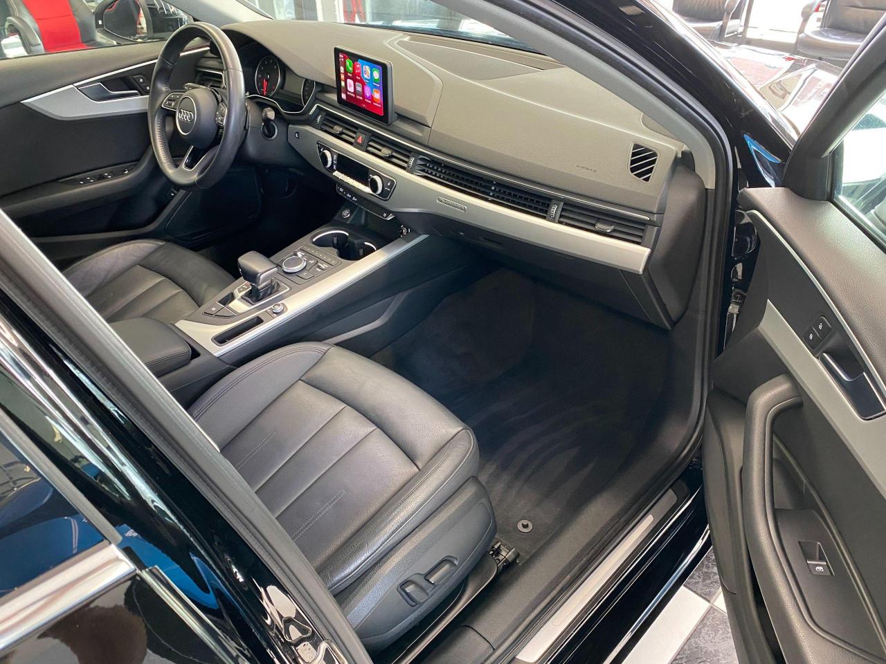 2017 Audi A4 Quattro+Apple Play+Roof+Xenons+ACCIDENT FREE - Photo #19