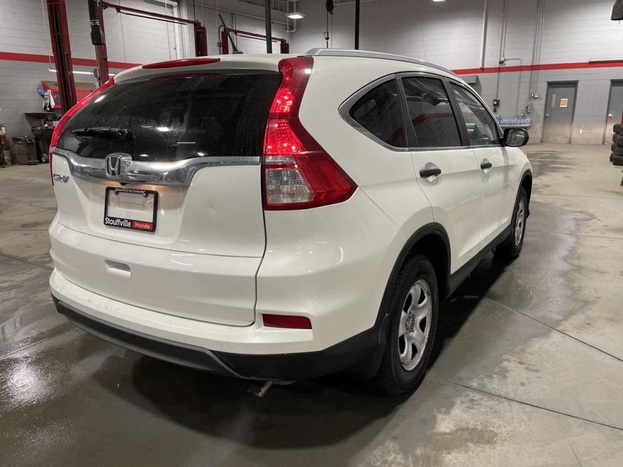 2015 Honda CR-V LX Photo