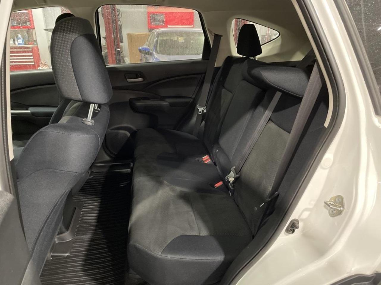 2015 Honda CR-V LX Photo