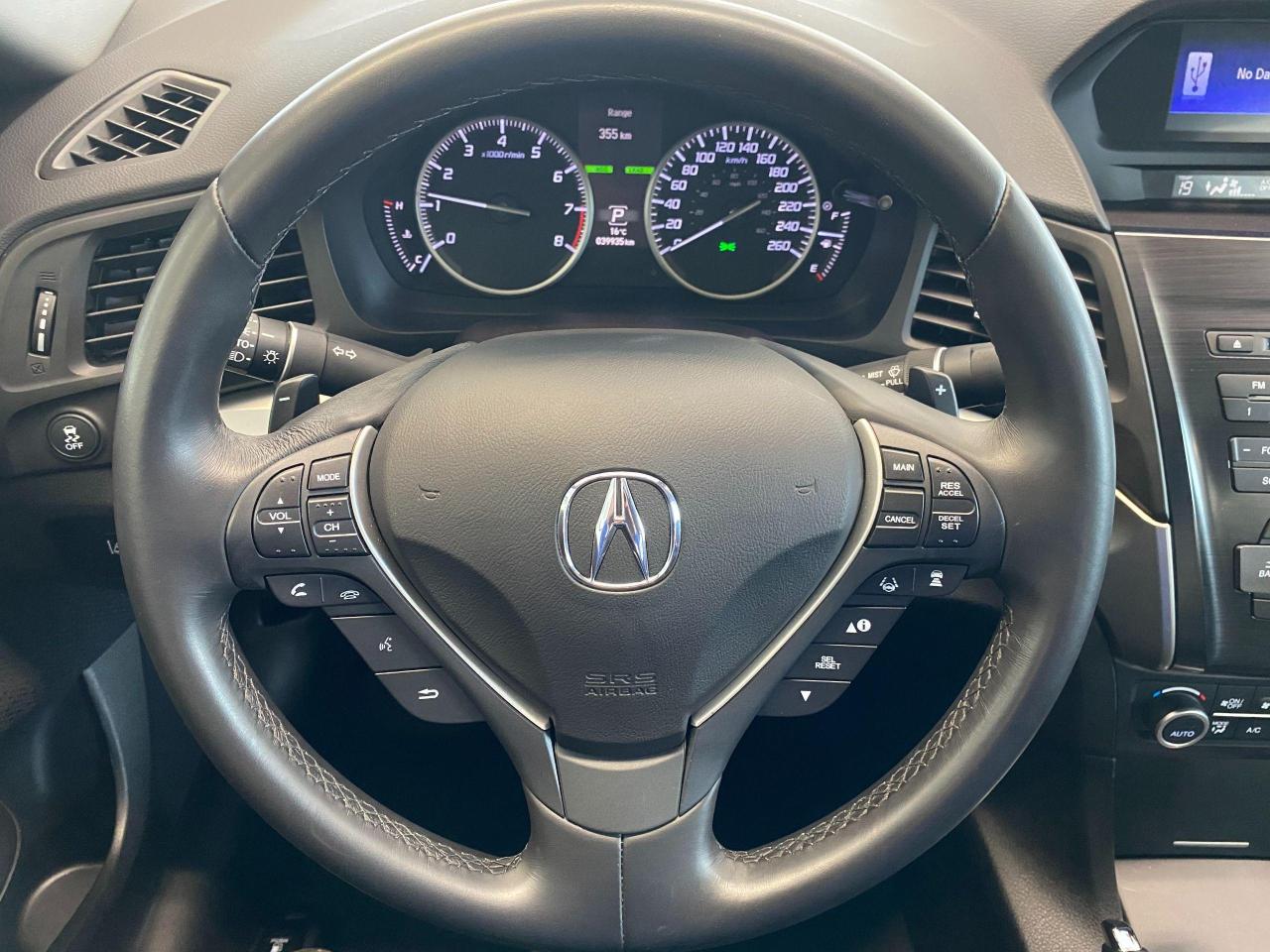 2018 Acura ILX TECH+LED Lights+Sunroof+Lane Keep+ACCIDENT FREE - Photo #9
